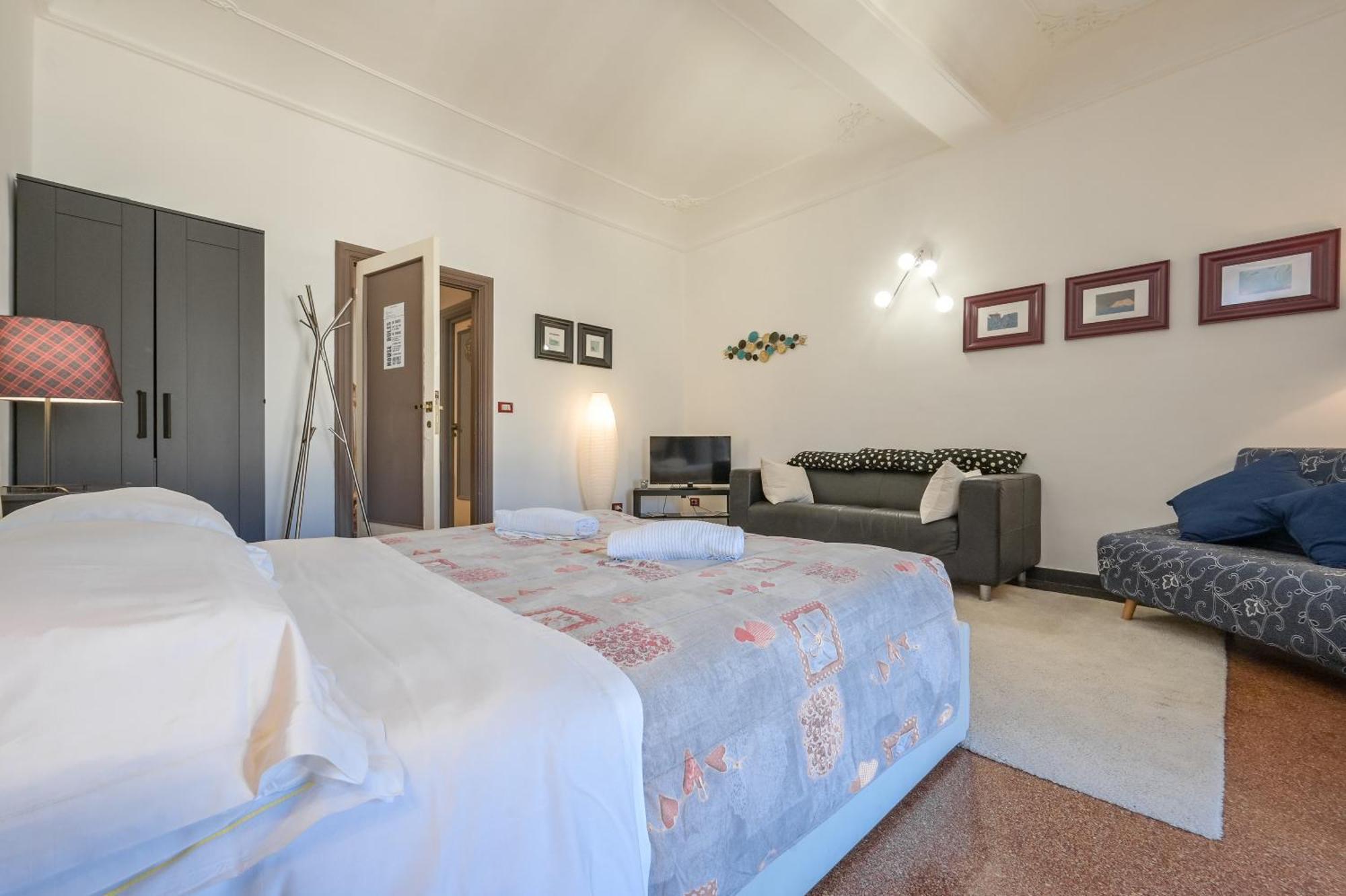 Lovely Room On Rooftops - Genovainrelax מראה חיצוני תמונה